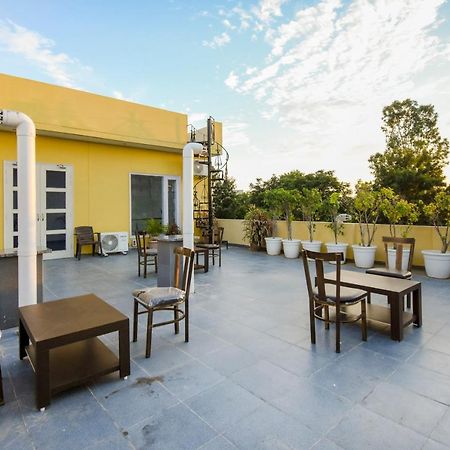 Oyo 75460 Sky High Residency Hotel Ludhiana Exterior photo