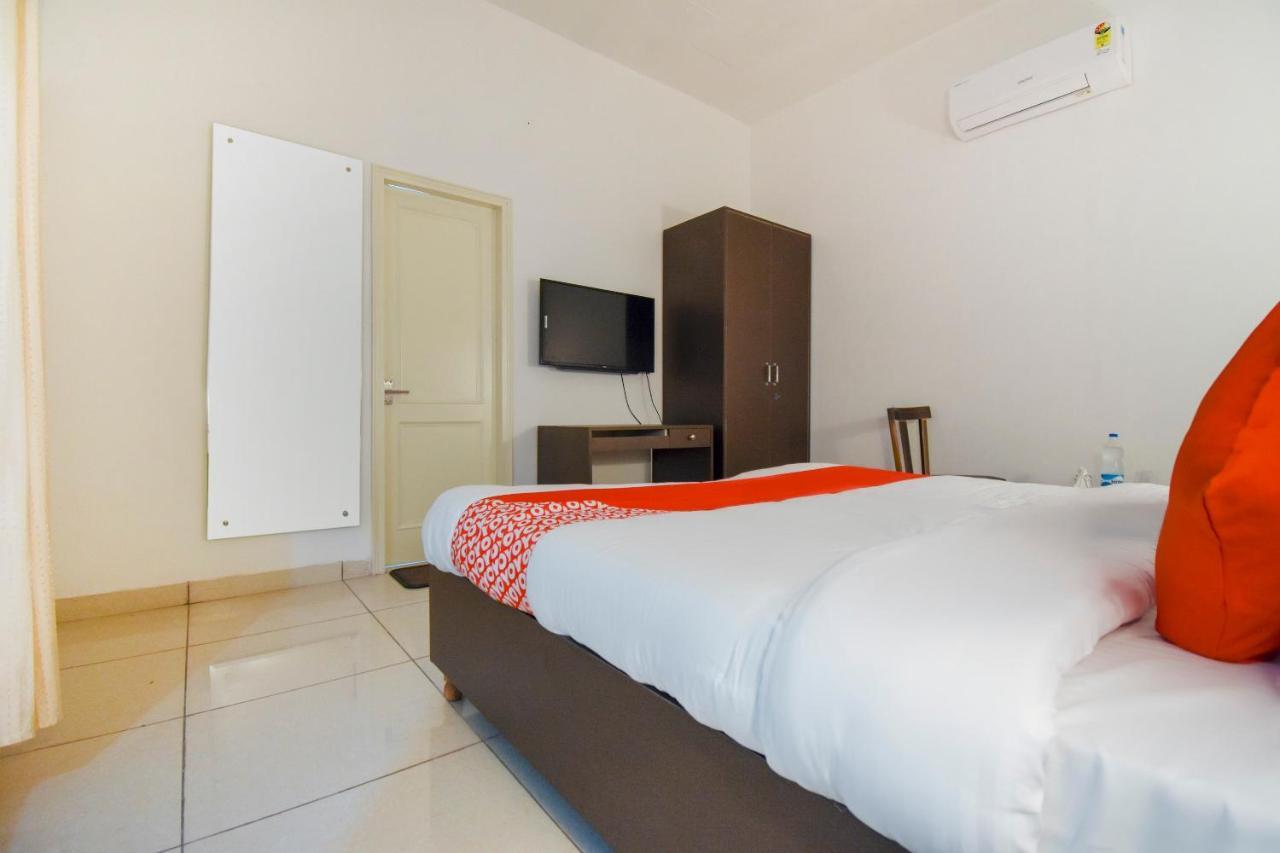 Oyo 75460 Sky High Residency Hotel Ludhiana Exterior photo