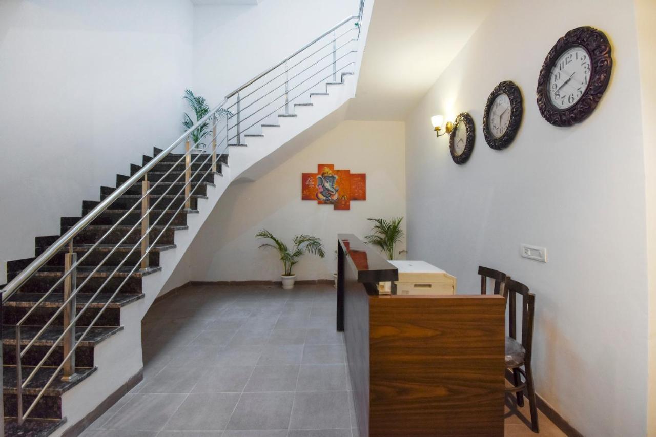 Oyo 75460 Sky High Residency Hotel Ludhiana Exterior photo